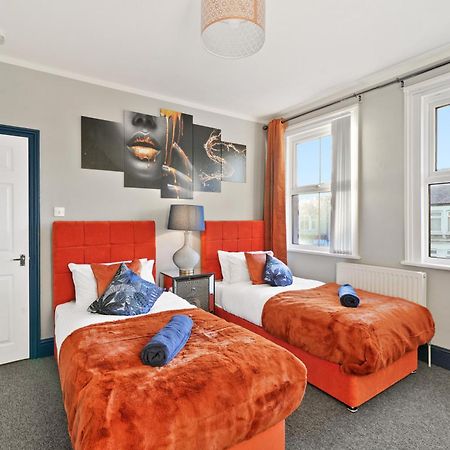 Central Luxury House With Fast Wifi Oxford Bagian luar foto