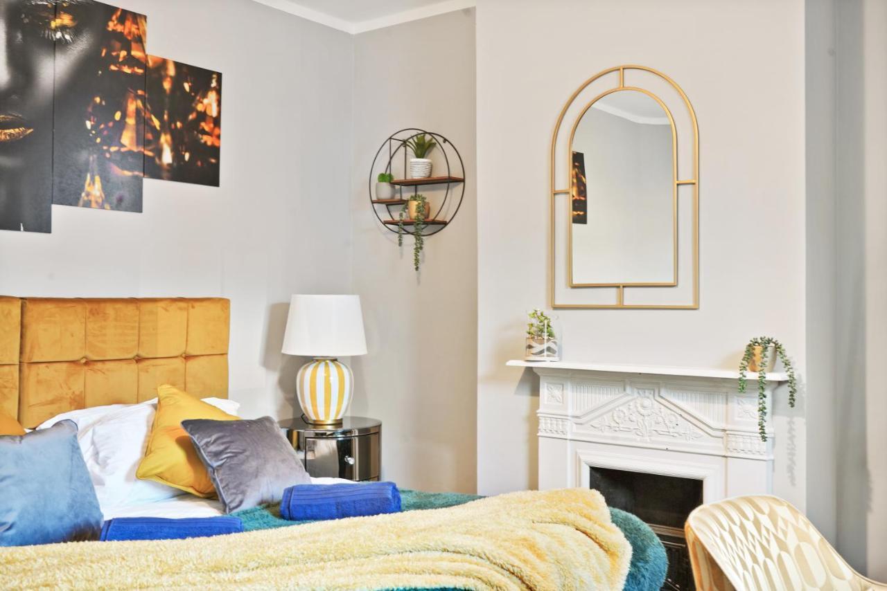 Central Luxury House With Fast Wifi Oxford Bagian luar foto