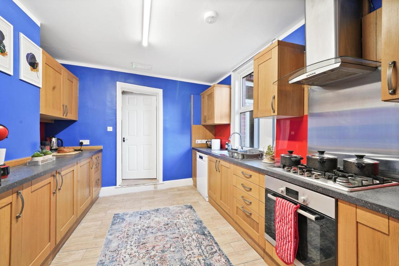 Central Luxury House With Fast Wifi Oxford Bagian luar foto