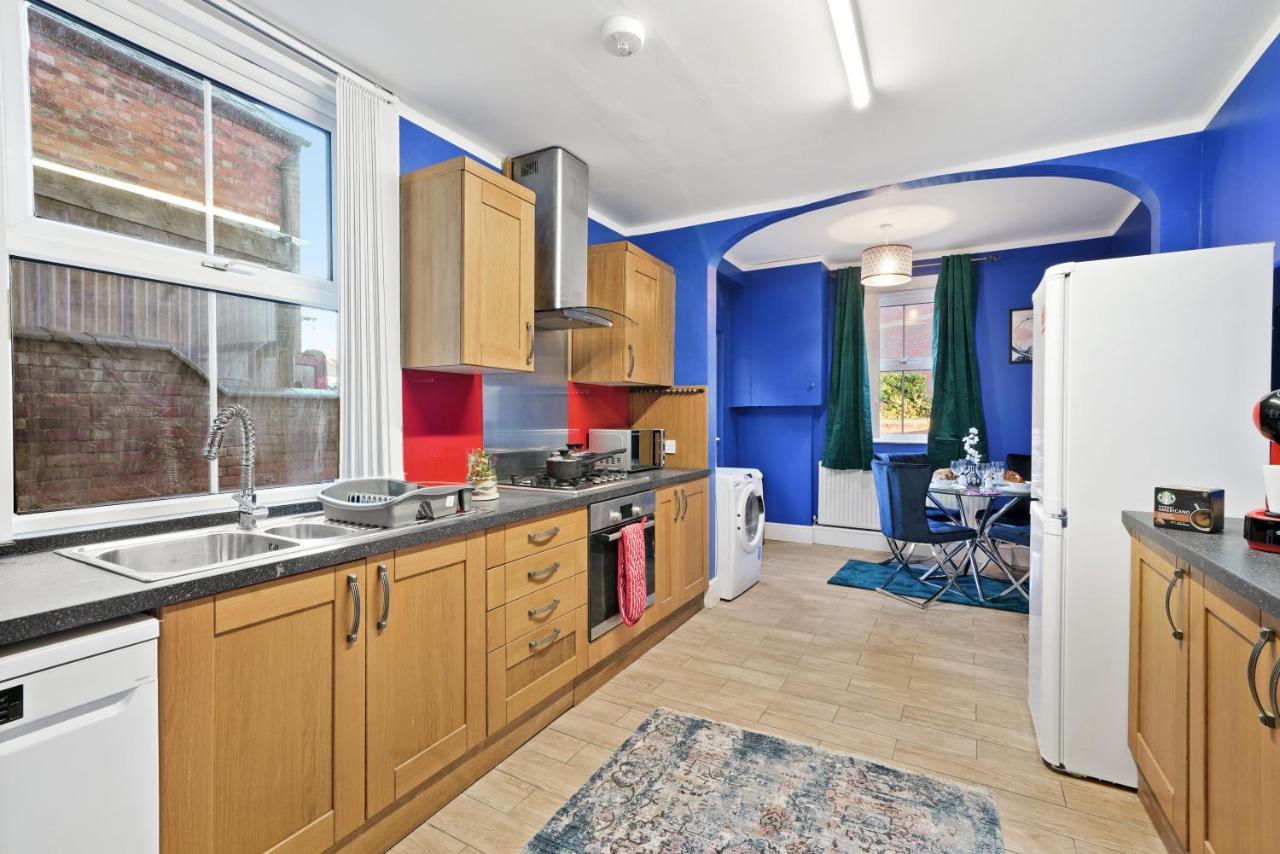Central Luxury House With Fast Wifi Oxford Bagian luar foto
